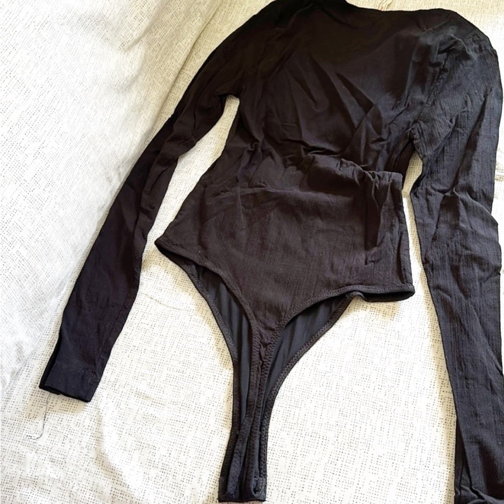 FP 🌟 Long Sleeve Body Suit - Picture 2 of 4